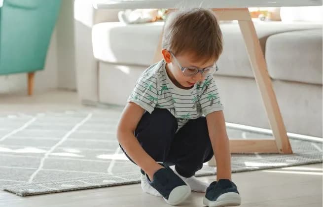 Co się należy dziecku z autyzmem? Kluczowe wsparcie i zasiłki