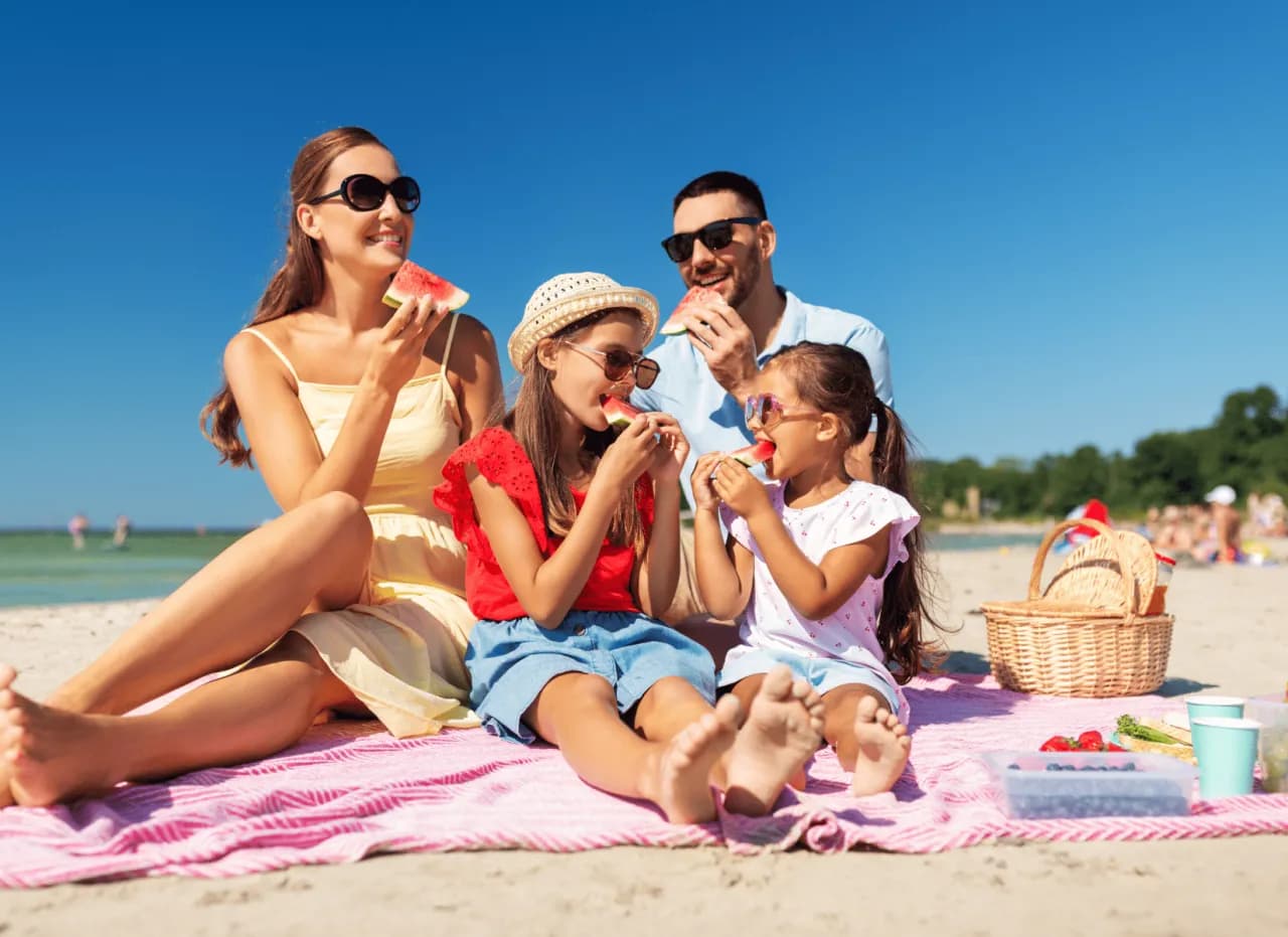 Wakacje nad morzem z dzieckiem gdzie jechać - 5 idealnych miejsc na rodzinny urlop